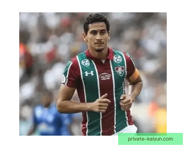 南美足球经典对决再度上演,宿敌相遇势必引发激情碰撞,备受期待 南美足球经典对决再度上演,宿敌相遇势必引发激情碰撞,备受期待